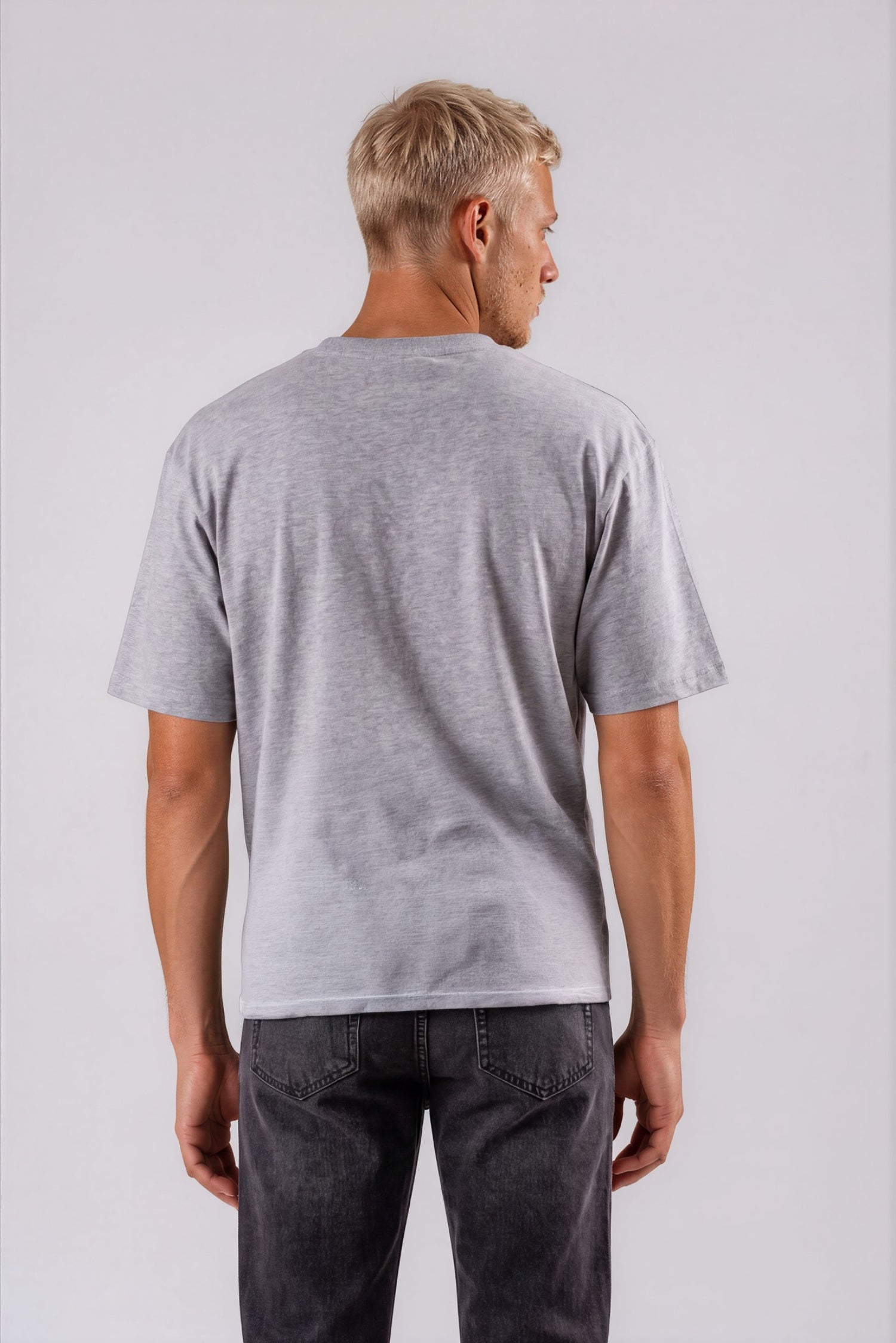 oversized box fit tshirt mood minor lysegraa