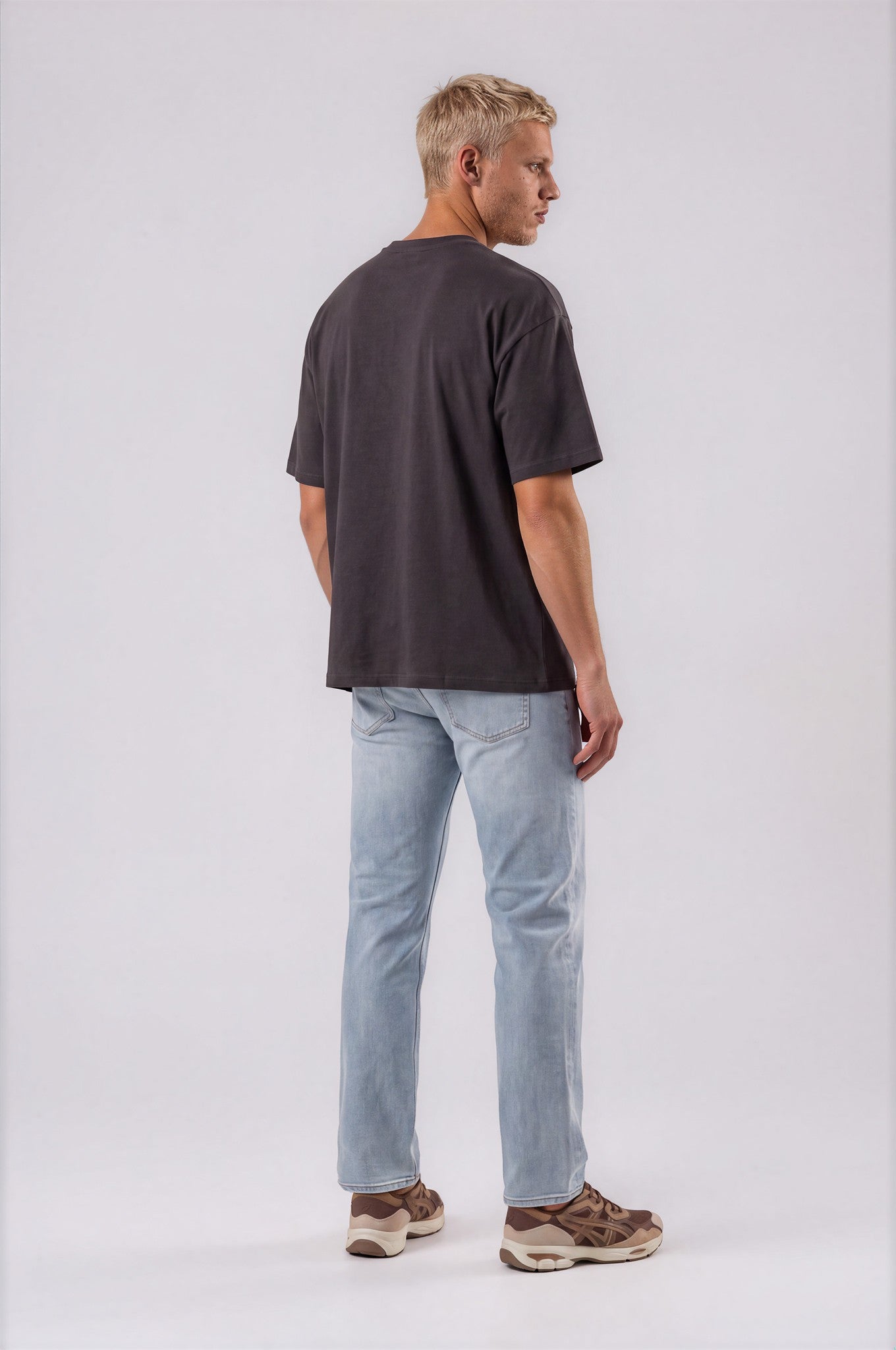 oversized box fit tshirt mørkegrå